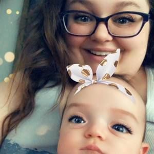 Meet your Posher, Katelyn